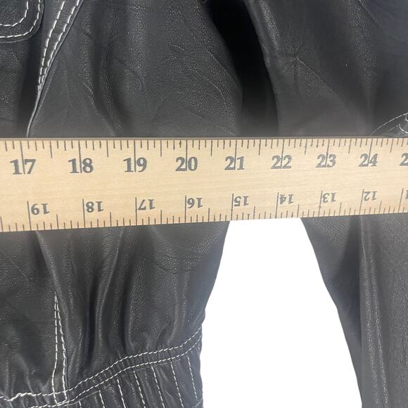 JL Studio Vintage 90s Plus Size 20 W Black 100% Leather Half Zip Moto Jacket - Picture 8 of 9